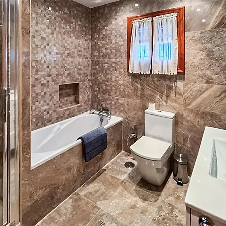 Casa Adela Holiday home *