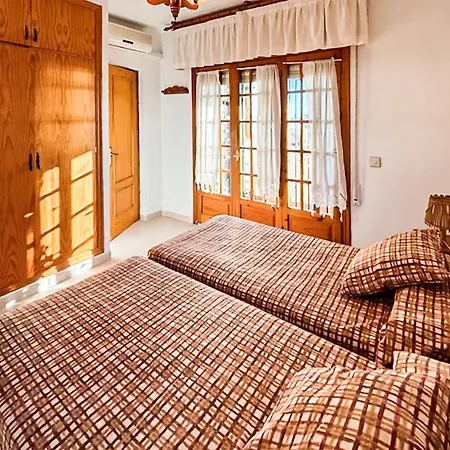 Дом отдыха Casa Adela *